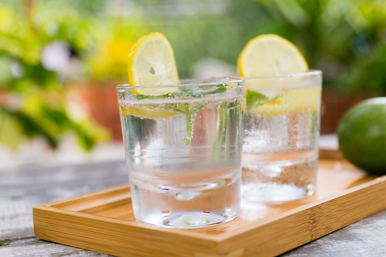 苏打水 (1) 苏打水 (1)