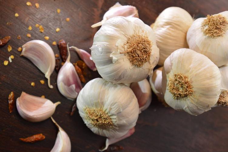 大蒜 (1) 大蒜 (1)